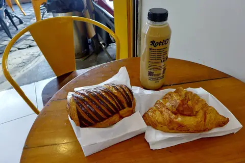 Ana's cakes and coffee photo 3